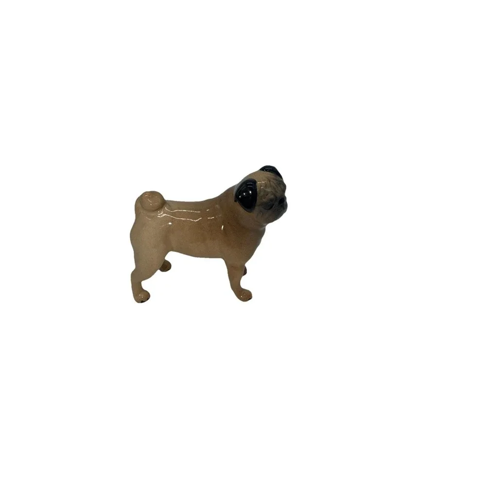 BESWICK ENGLAND FIGURINE OF PUG DOG CH CUTMIL CUPIE, RETIRED 1982, EXCEPTIONAL